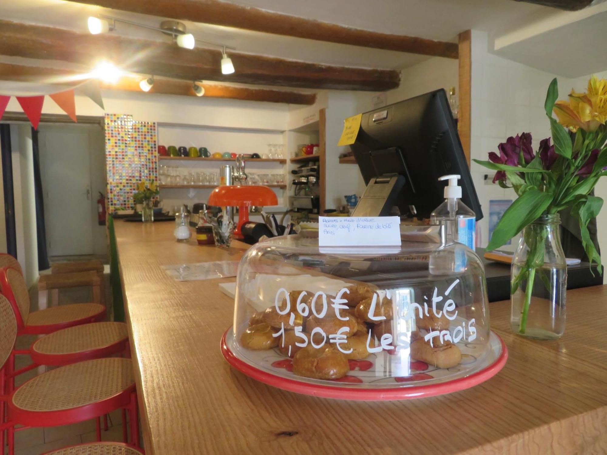 Auberge De La Petite Casserole Revest-des-Brousses Exterior foto